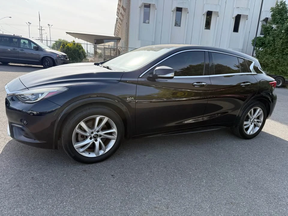 2017 Infiniti QX30 - Image 6 of 15