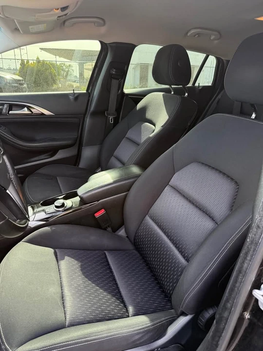 2017 Infiniti QX30 - Image 8 of 15