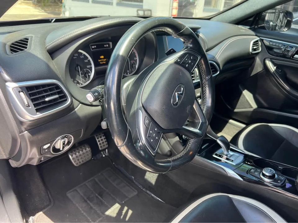 2017 Infiniti QX30 - Image 6 of 10