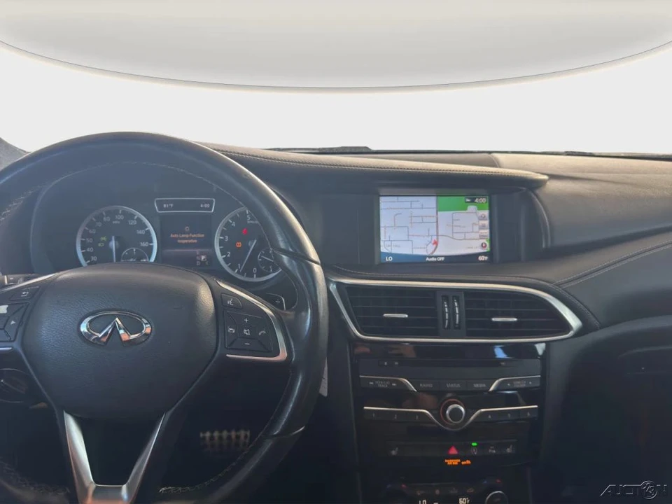 2017 Infiniti QX30 - Image 15 of 21