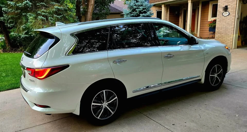 2017 Infiniti JX/QX60 1st Gen - Image 2 of 10