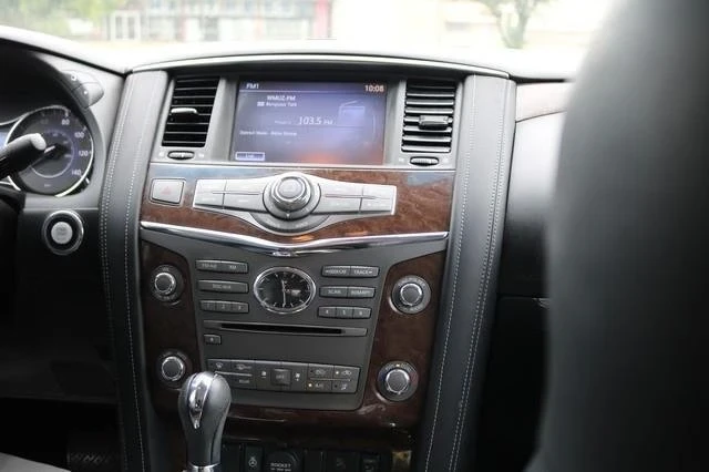 2017 Infiniti QX80 - Image 17 of 19