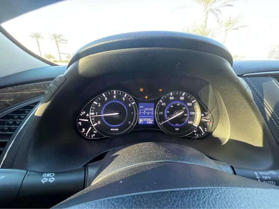 2017 Infiniti QX80 - Image 9 of 17