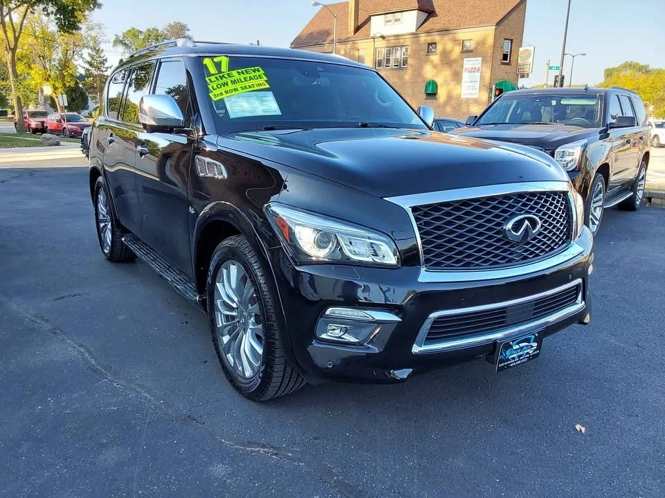2017 Infiniti QX80 - Image 3 of 17