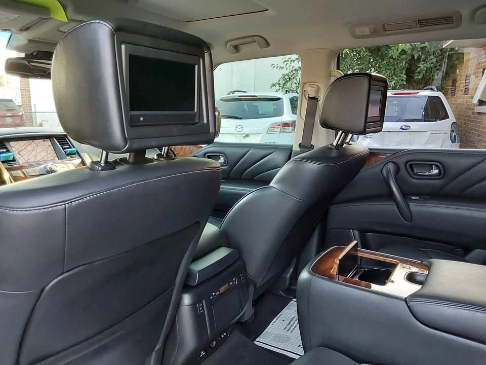 2017 Infiniti QX80 - Image 11 of 17