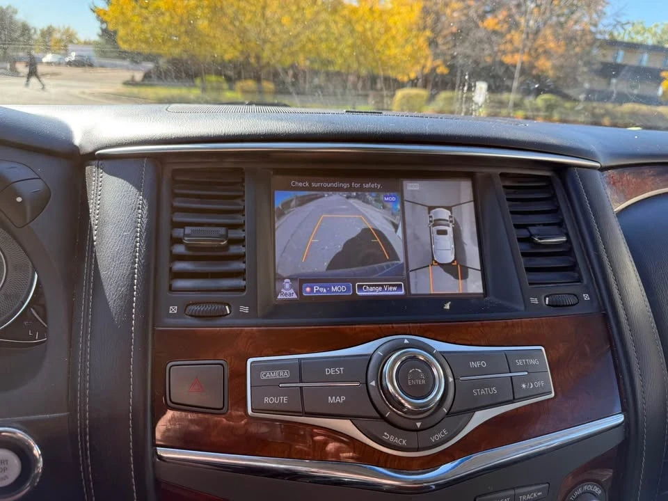 2017 Infiniti QX80 - Image 13 of 14