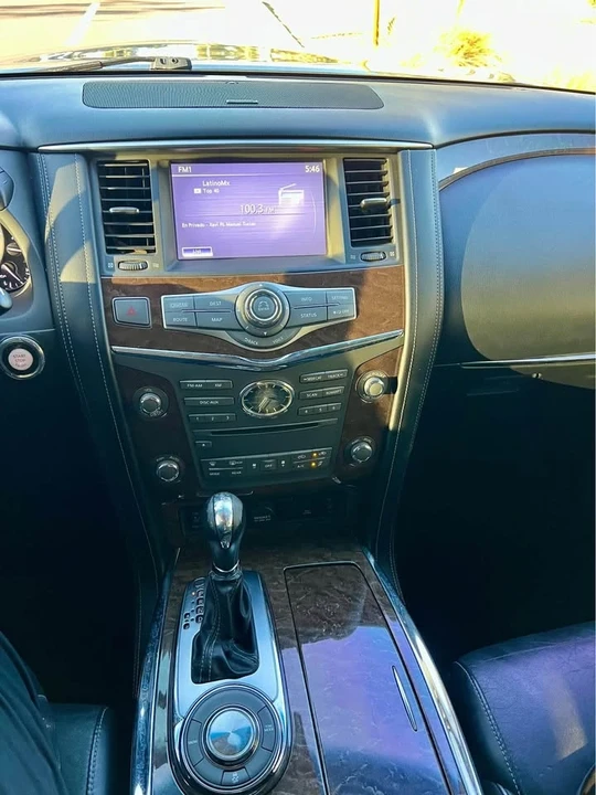 2017 Infiniti QX80 - Image 15 of 17