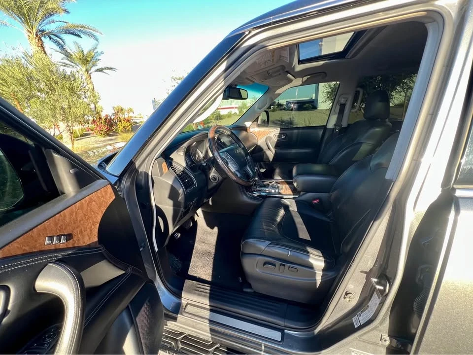 2017 Infiniti QX80 - Image 10 of 17