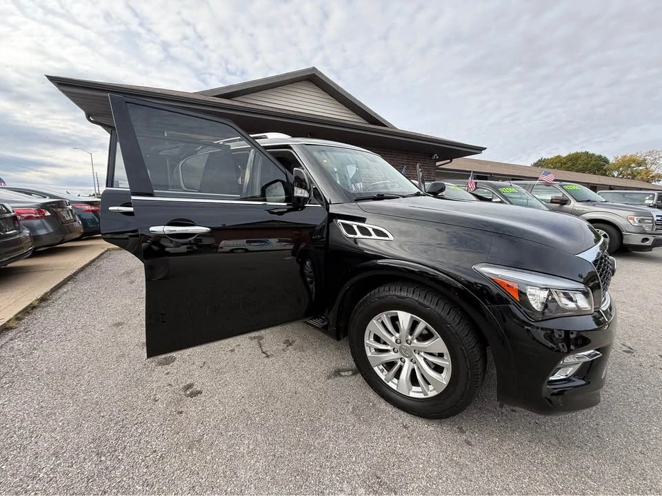 2017 Infiniti QX80 - Image 14 of 18