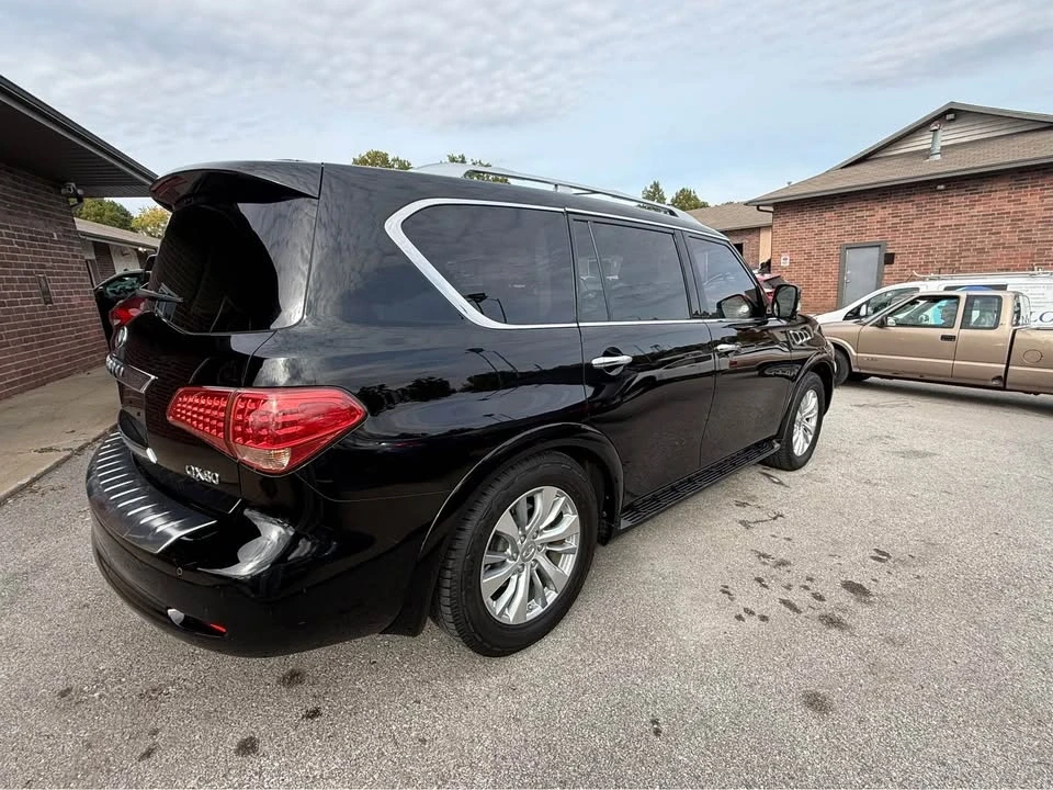 2017 Infiniti QX80 - Image 6 of 18