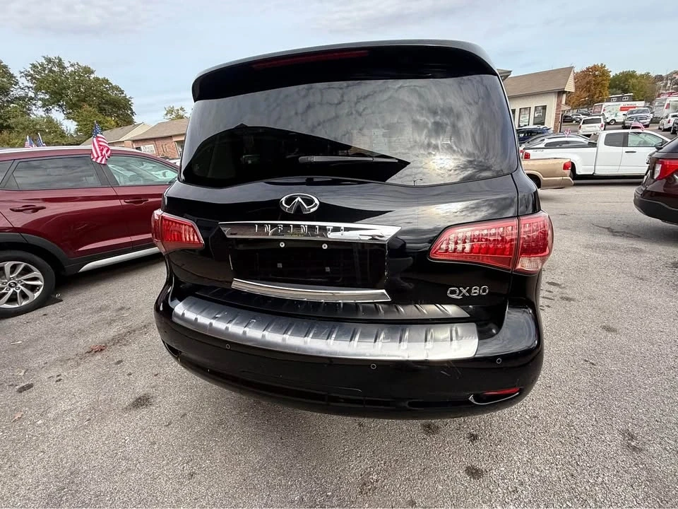 2017 Infiniti QX80 - Image 5 of 18