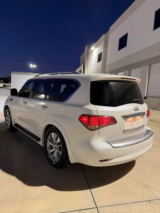 2017 Infiniti QX80 - Image 4 of 14