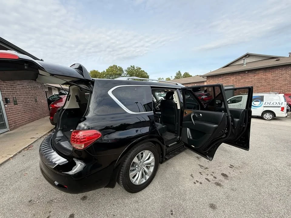 2017 Infiniti QX80 - Image 18 of 20