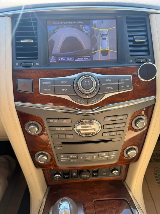 2017 Infiniti QX80 - Image 7 of 8
