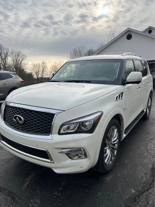 2017 Infiniti QX80 - Image 3 of 10