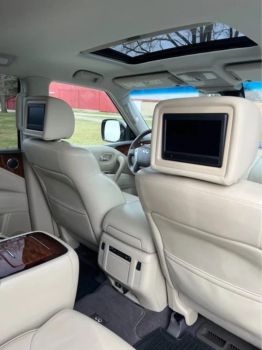 2017 Infiniti QX80 - Image 7 of 10