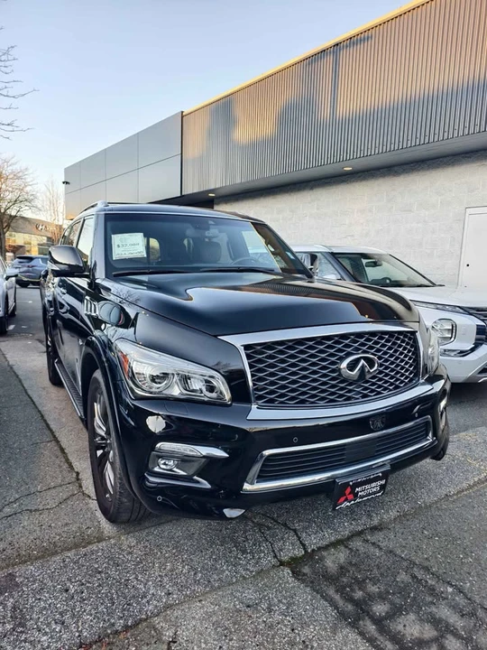 2017 Infiniti QX80 - Image 2 of 4