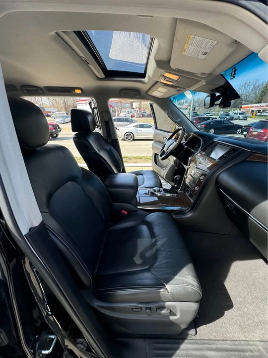 2017 Infiniti QX80 - Image 15 of 18