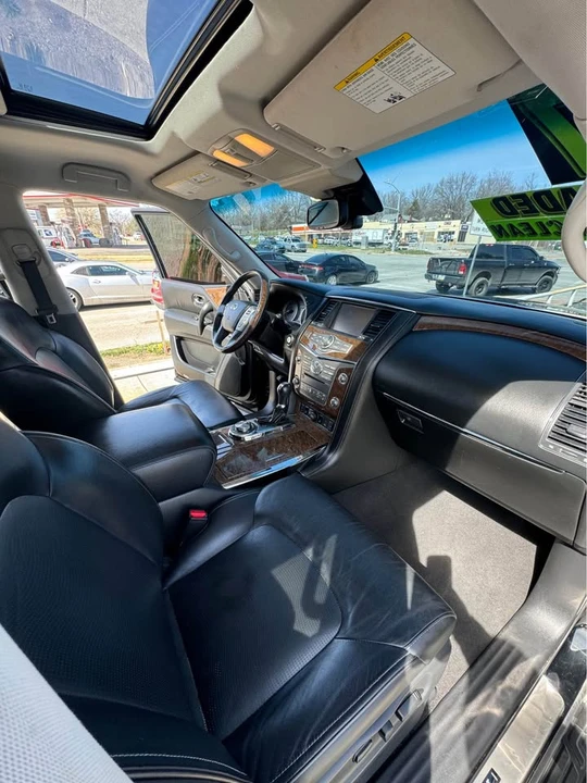 2017 Infiniti QX80 - Image 14 of 18