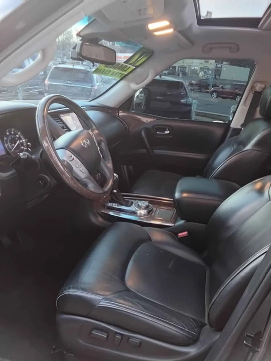 2017 Infiniti QX80 - Image 5 of 10