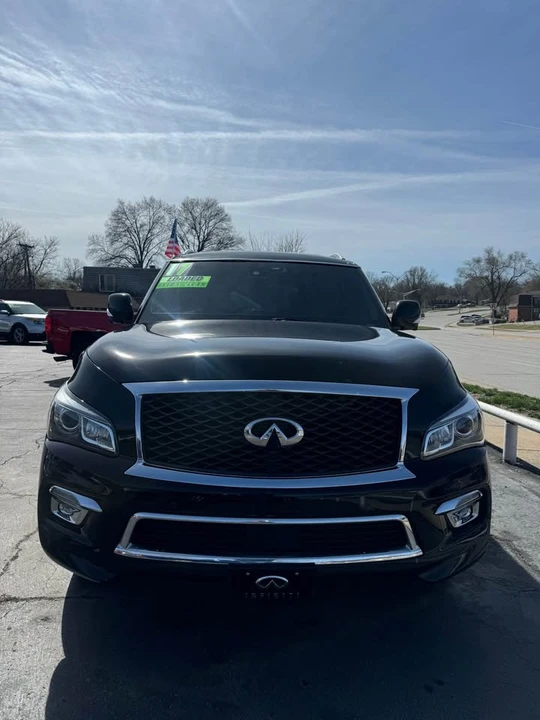 2017 Infiniti QX80 - Image 2 of 16