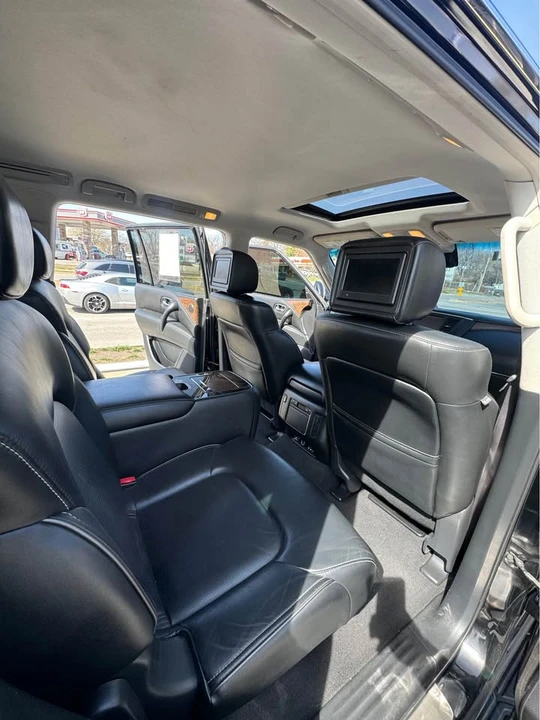 2017 Infiniti QX80 - Image 16 of 16