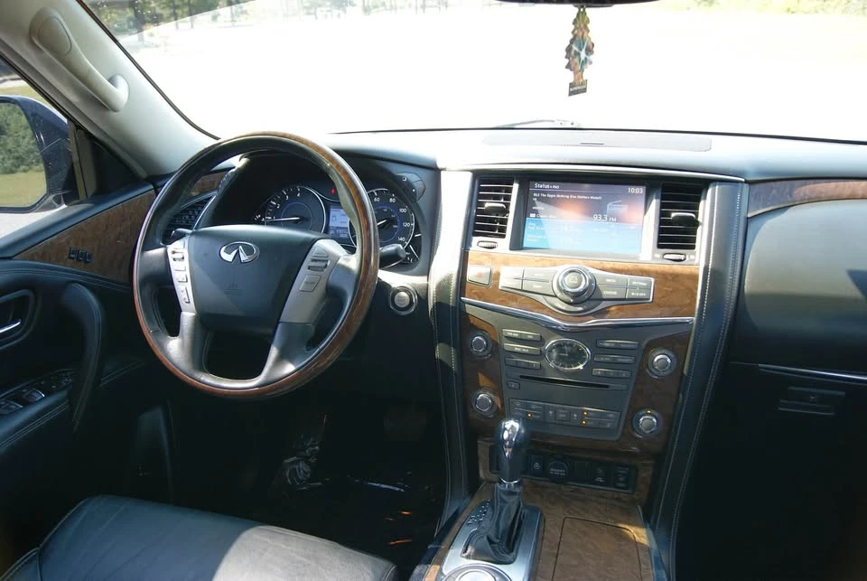 2017 Infiniti QX80 - Image 6 of 10