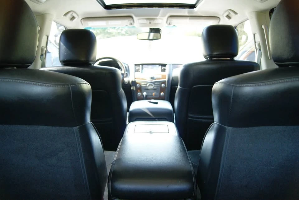 2017 Infiniti QX80 - Image 8 of 10