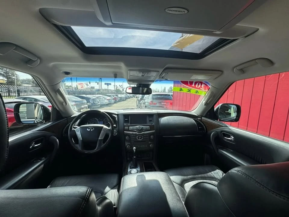 2017 Infiniti QX80 - Image 9 of 14
