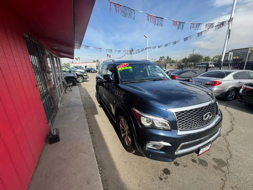 2017 Infiniti QX80 - Image 3 of 14