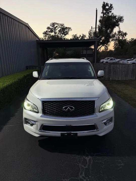2017 Infiniti QX80 - Image 3 of 10