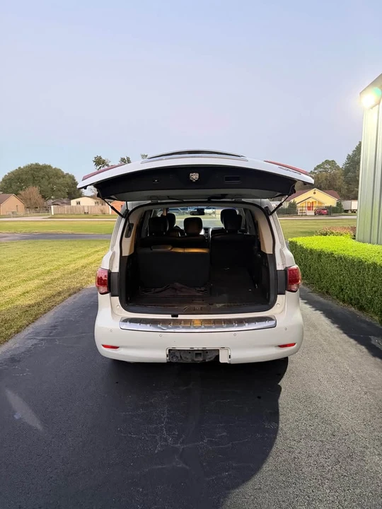 2017 Infiniti QX80 - Image 6 of 10