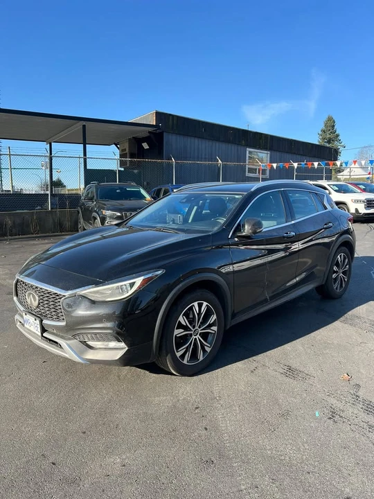 2017 Infiniti QX30 - Image 3 of 10