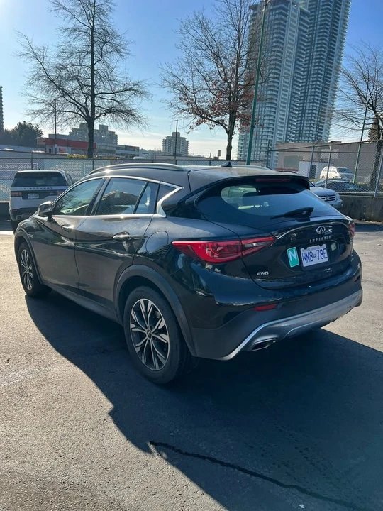 2017 Infiniti QX30 - Image 5 of 10