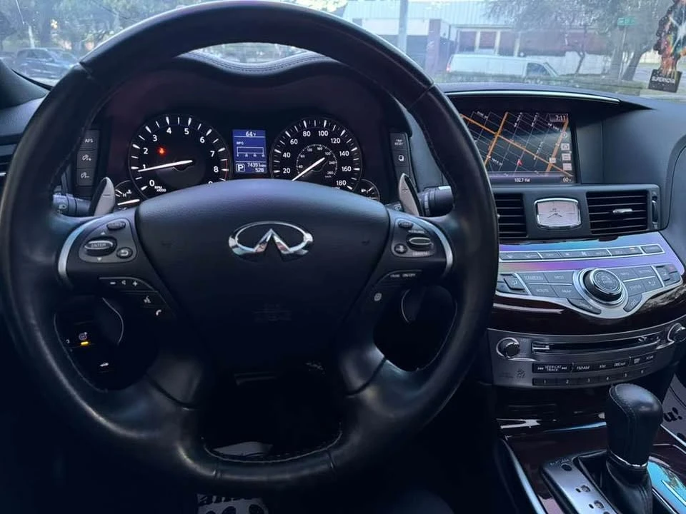 2017 Infiniti M/Q70 4th Gen - Image 17 of 18