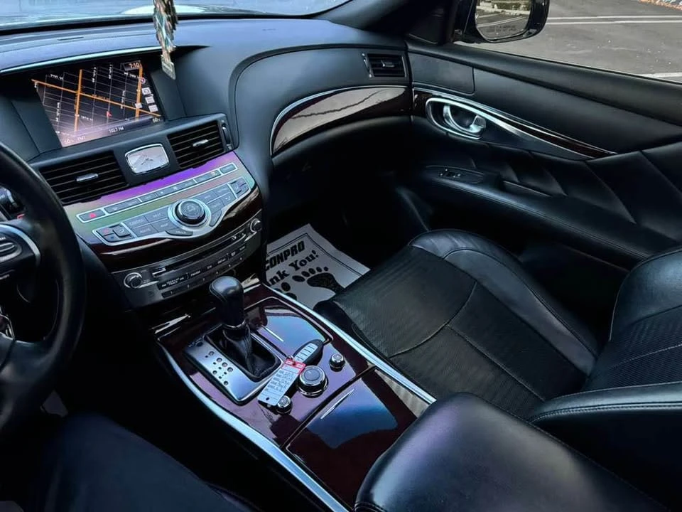 2017 Infiniti M/Q70 4th Gen - Image 15 of 18