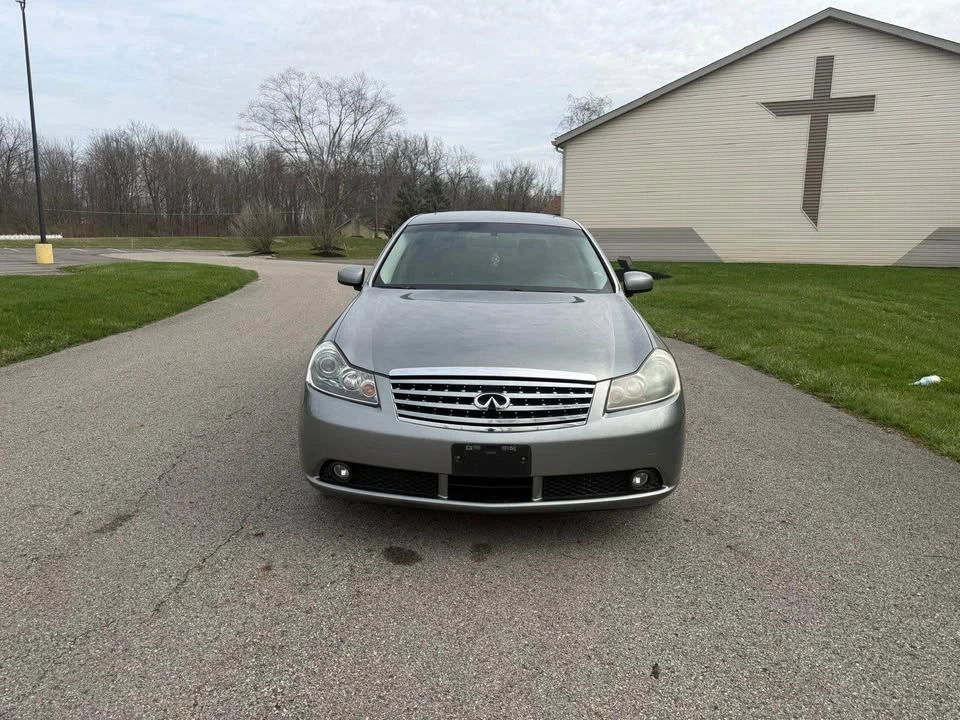 2017 Infiniti M/Q70 4th Gen - Image 2 of 15