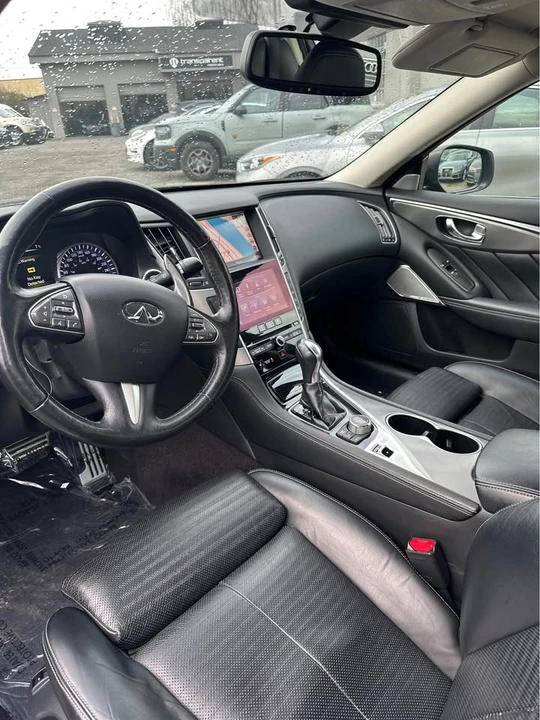 2017 Infiniti Q50 - Image 9 of 12