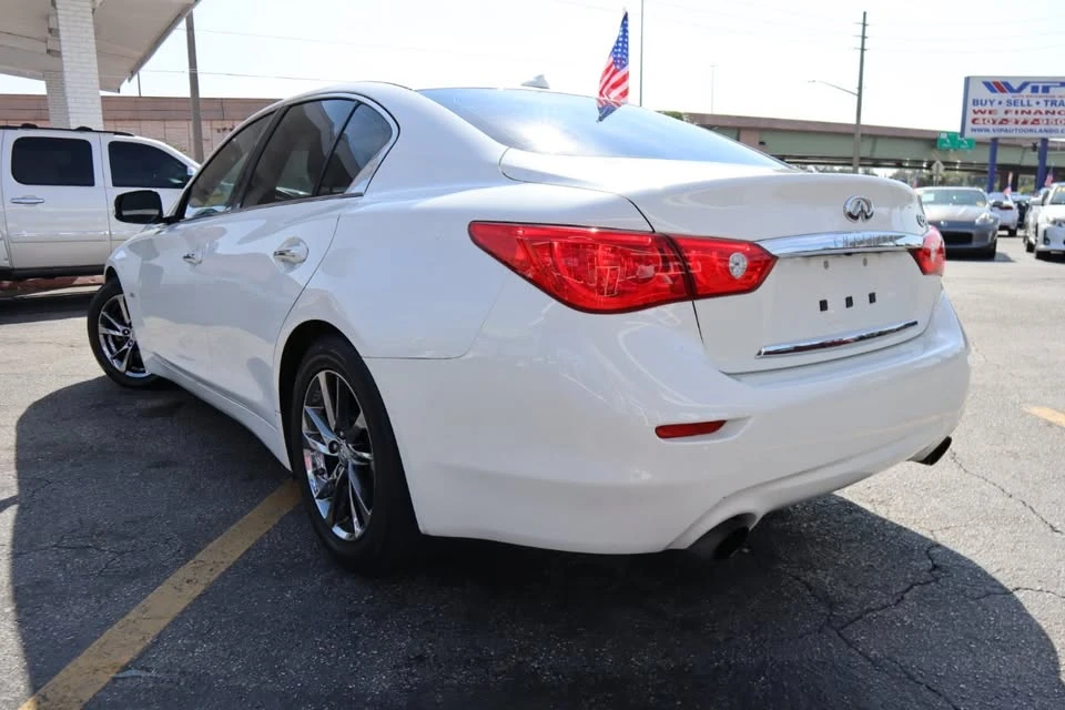 2017 Infiniti Q50 - Image 7 of 19