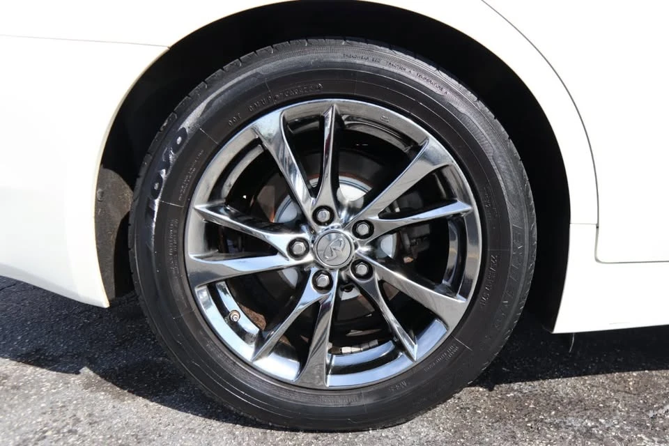 2017 Infiniti Q50 - Image 14 of 19
