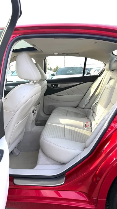 2017 Infiniti Q50 - Image 10 of 16