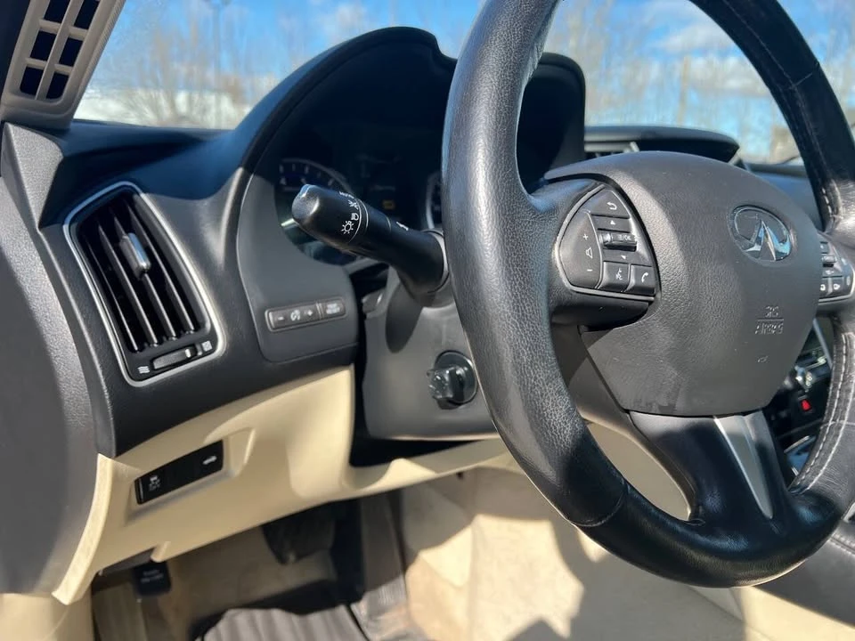 2017 Infiniti Q50 - Image 9 of 19