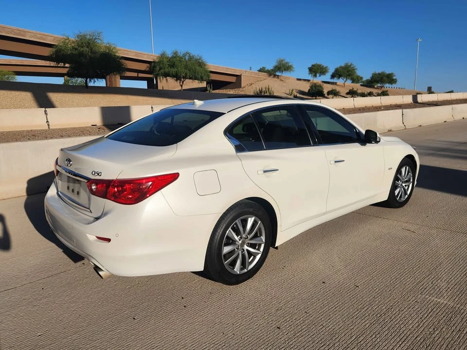 2017 Infiniti Q50 - Image 2 of 11