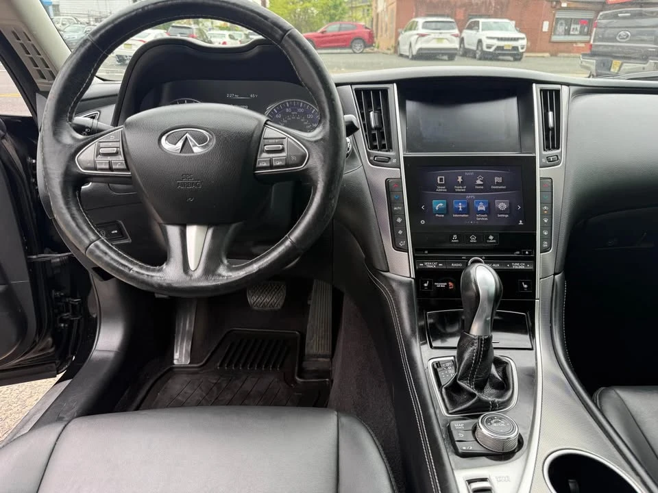 2017 Infiniti Q50 - Image 9 of 12