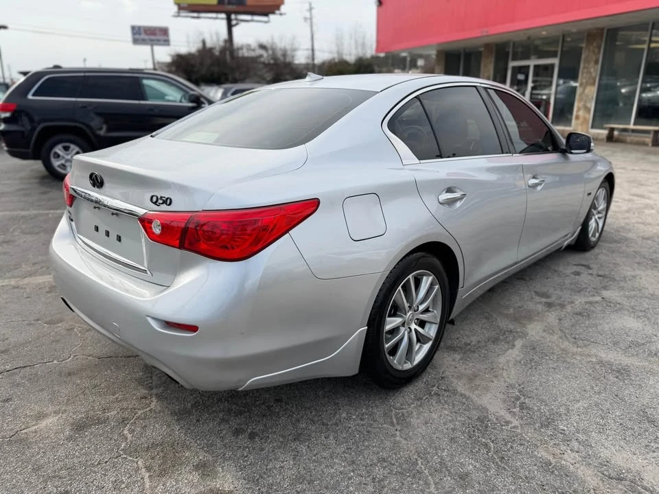 2017 Infiniti Q50 - Image 8 of 19