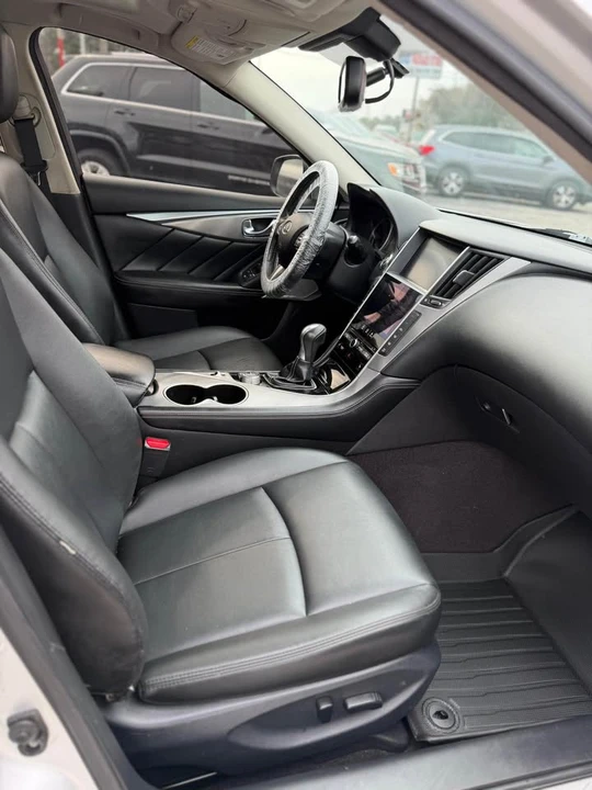 2017 Infiniti Q50 - Image 15 of 19