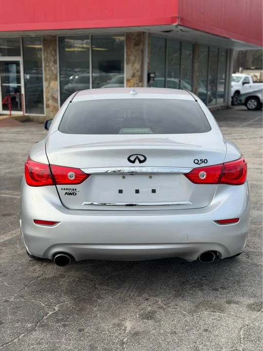 2017 Infiniti Q50 - Image 10 of 19