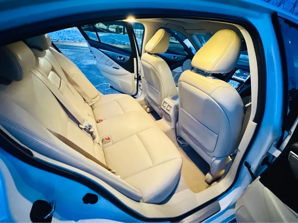 2017 Infiniti Q50 - Image 10 of 19