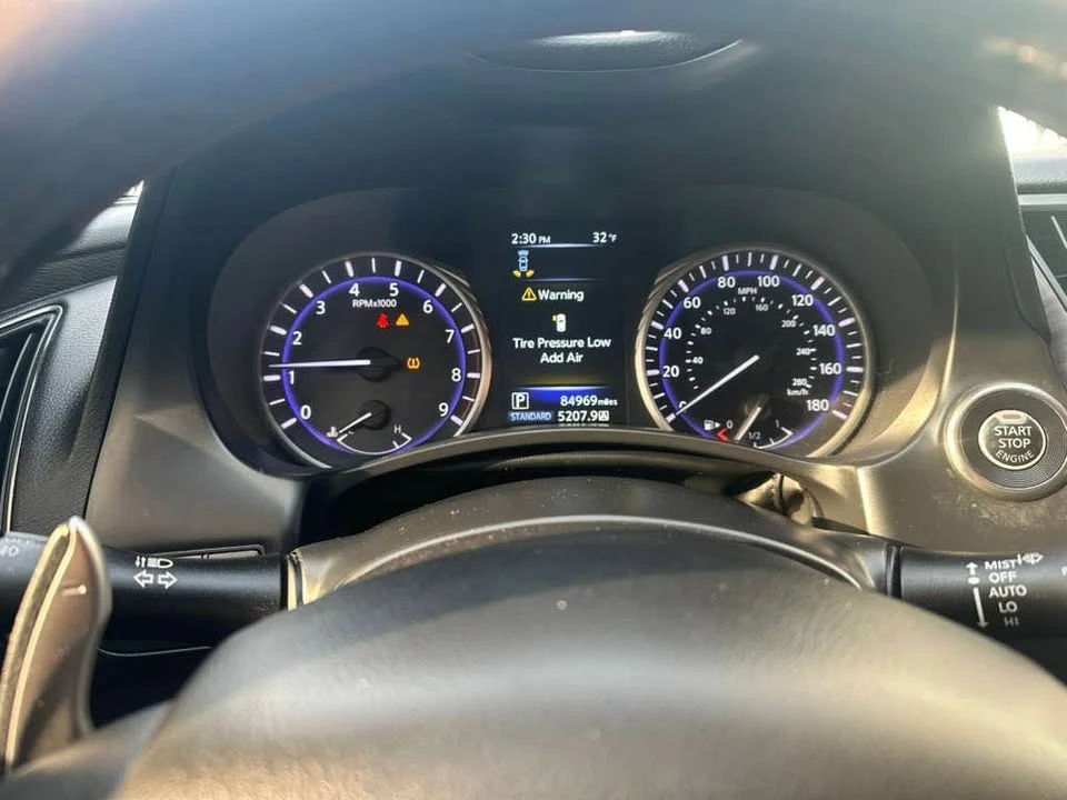 2017 Infiniti Q50 - Image 11 of 18