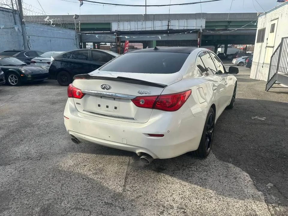 2017 Infiniti Q50 - Image 3 of 18